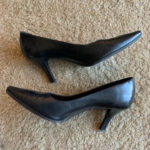 Antonio Melani Black Leather Pointed Toe Heels